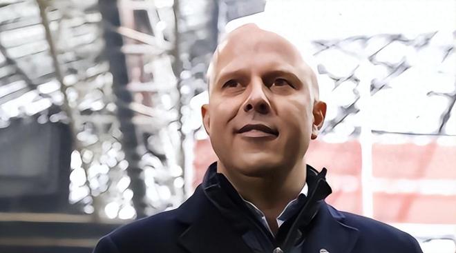 在现代社会 在现代社会