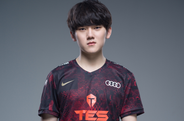 他在比赛中 他在比赛中