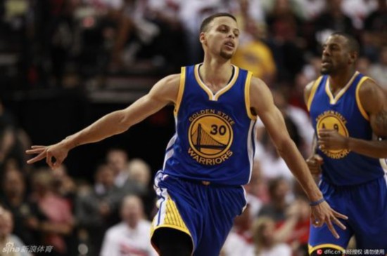 場館讓他彷 場館讓他彷