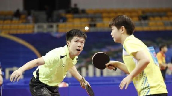 连续两年获 连续两年获